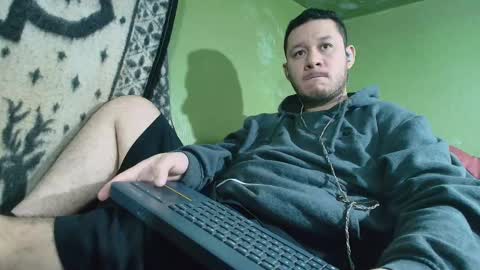 sweet_guy36 online show from 09.28.25