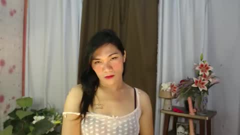Snapshot of sweet_hanna22 chatting on 12.20.25 hanna mae online show from 12.20.25