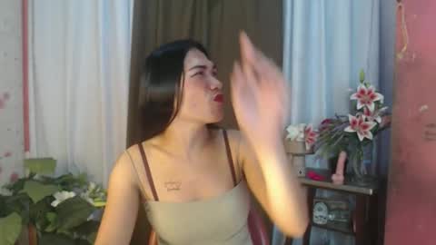 Snapshot of sweet_hanna22 chatting on 12.20.25 hanna mae online show from 12.20.25