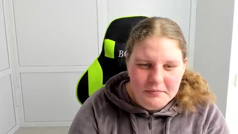 Karla online show from 04.29.26