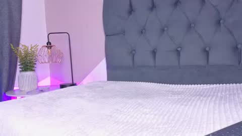 Snapshot of sweet_kitty_3 chatting on 06.19.26 sweet_kitty_3 online show from 06.19.26
