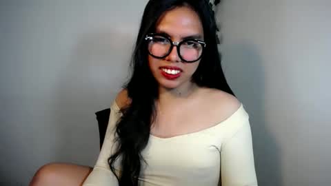 sweet_kyline69 online show from 12.03.25