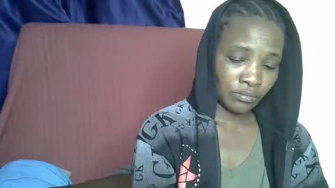 Snapshot of sweet_lessly chatting on 01.13.26 sweet_lessly online show from 01.13.26