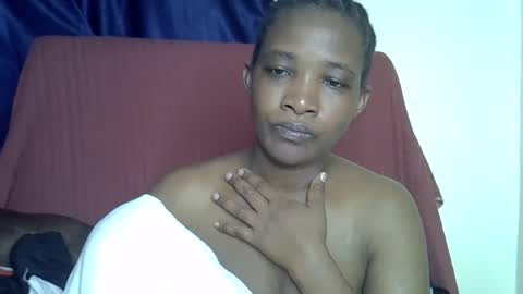 Snapshot of sweet_lessly chatting on 01.13.26 sweet_lessly online show from 01.13.26