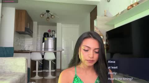 Snapshot of sweet_littleee chatting on 12.17.25 free private online show from 12.17.25