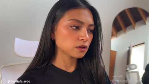 Snapshot of sweet_littleee chatting on 05.10.26 free private online show from 05.10.26