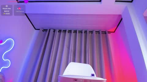 Miss Mackensy online show from 02.12.26