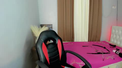 sweet_marie21 online show from 05.19.26