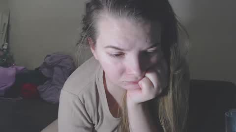 Snapshot of sweet_martinique chatting on 12.18.24 TexasPAWG101 online show from 12.18.24