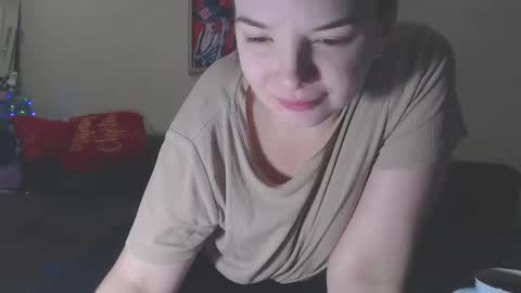 Snapshot of sweet_martinique chatting on 12.19.24 TexasPAWG101 online show from 12.19.24