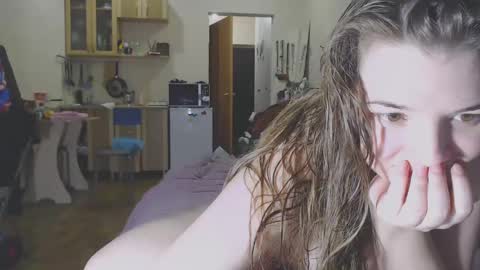 Snapshot of sweet_martinique chatting on 01.14.25 TexasPAWG101 online show from 01.14.25