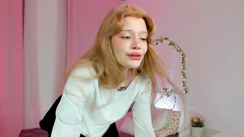 Melissa. Join me on Fansly link in social medias online show from 03.29.26