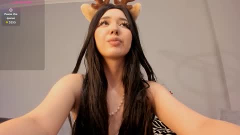 Snapshot of sweet_mikasa chatting on 12.17.25 Mikasa online show from 12.17.25