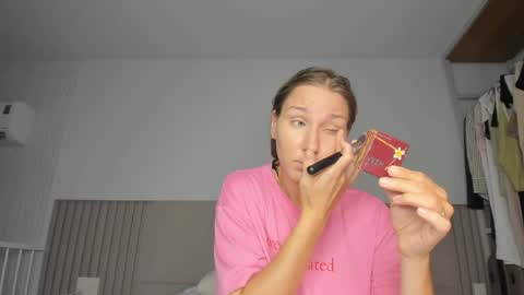 Sofi online show from 04.12.26