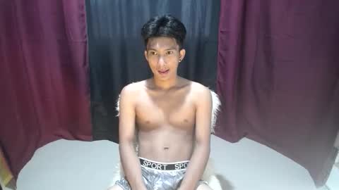 KENNETH online show from 04.10.26