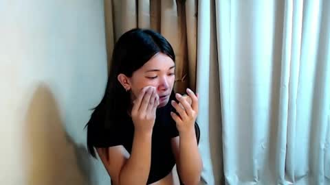 sweet_nylia online show from 07.12.26