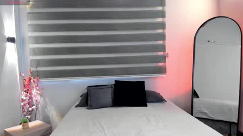 Sweet Obsession online show from 11.04.25