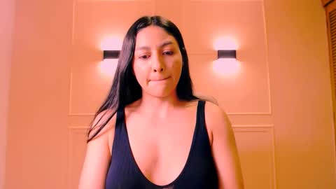 Snapshot of sweet_of_venus chatting on 01.14.26 My name is Catalina. Please say hello I like to chat with you. If you have requests please use tip online show from 01.14.26