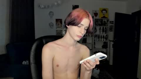 kira online show from 12.19.25