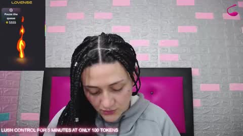  LAUREN  online show from 10.12.25