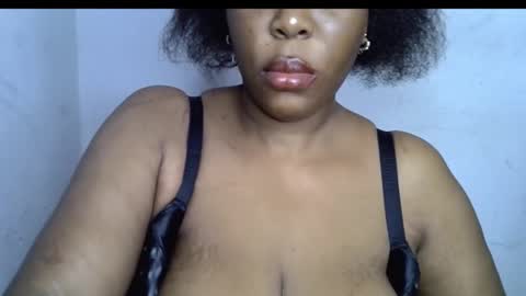 Snapshot of sweet_pussygirl474589 chatting on 10.02.25 Ayana online show from 10.02.25