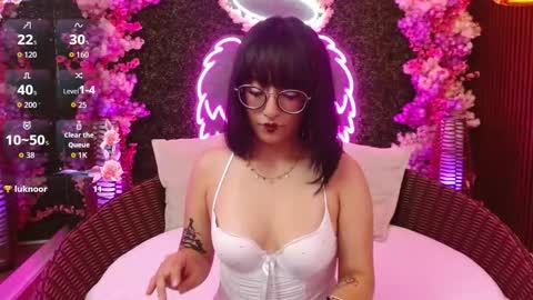 Roxanee online show from 02.14.26