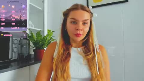Sabina online show from 07.04.26