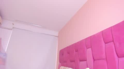 Snapshot of sweet_stacie chatting on 01.22.25 sweet_stacie online show from 01.22.25