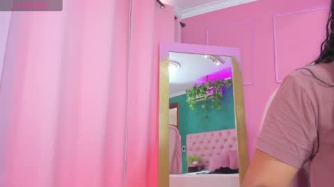 Yeileen online show from 04.04.26