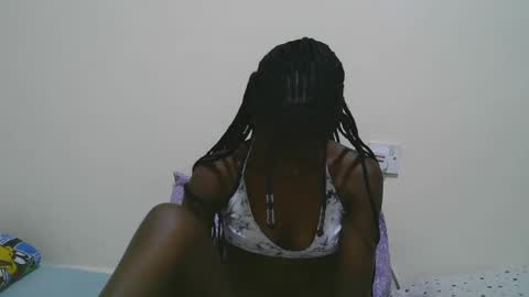 Snapshot of sweet_tattiana chatting on 02.07.25 Tatty online show from 02.07.25