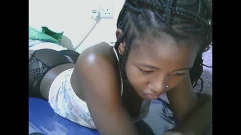 Snapshot of sweet_tattiana chatting on 02.11.25 Tatty online show from 02.11.25
