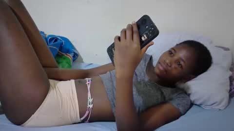 Snapshot of sweet_tattiana chatting on 11.24.25 Tatty online show from 11.24.25