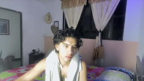 Snapshot of sweet_tippot chatting on 12.29.24 Tippot and Germaine online show from 12.29.24