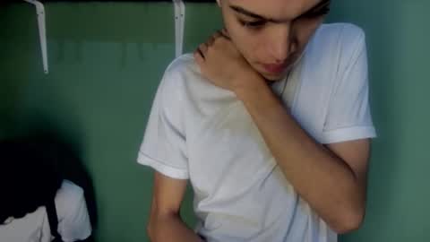 Snapshot of sweet_tippot chatting on 11.04.25 Tippot and Germaine online show from 11.04.25