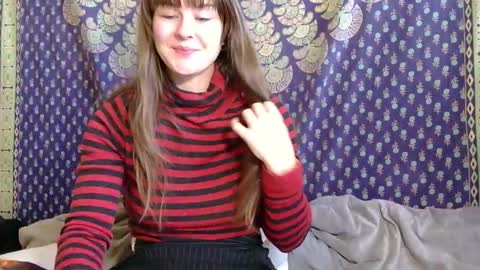 Heidi Brenner - Please check bio for schedule  FAQ online show from 11.05.25