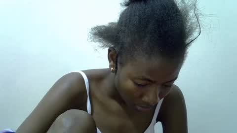Snapshot of sweet_vee1 chatting on 07.08.26 Princess vee online show from 07.08.26