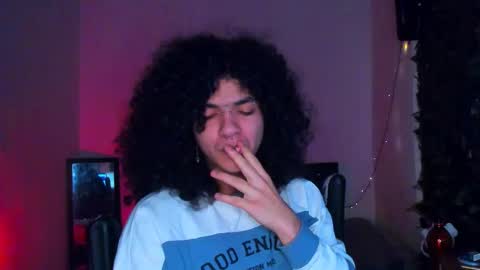 Snapshot of sweet_vond chatting on 02.05.26 Steven independent model online show from 02.05.26