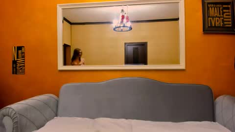 Snapshot of sweetale3 chatting on 10.19.25 Ale online show from 10.19.25