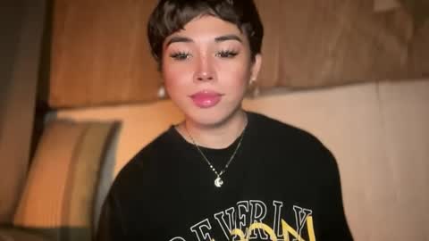 Snapshot of sweetalexa19 chatting on 01.04.25 alexa your one and only queen online show from 01.04.25