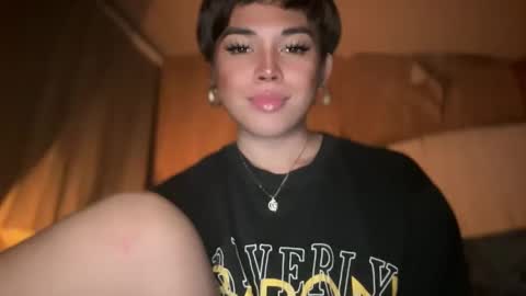 Snapshot of sweetalexa19 chatting on 01.07.25 alexa your one and only queen online show from 01.07.25