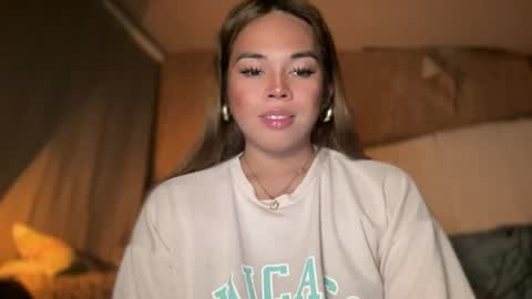 Snapshot of sweetalexa19 chatting on 01.12.25 alexa your one and only queen online show from 01.12.25