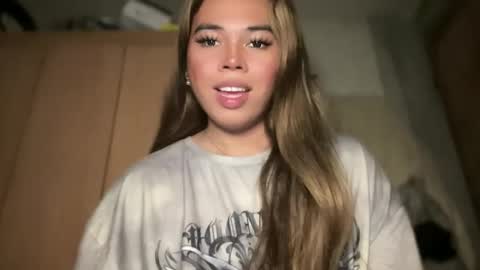 Snapshot of sweetalexa19 chatting on 12.05.25 alexa your one and only queen online show from 12.05.25