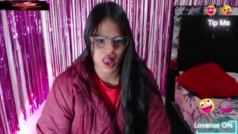 Snapshot of sweetalmaa chatting on 07.07.26 Alma online show from 07.07.26