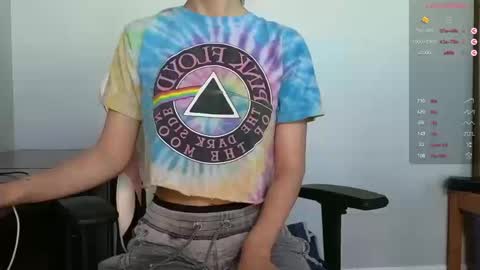 Sweet Dee online show from 10.14.25