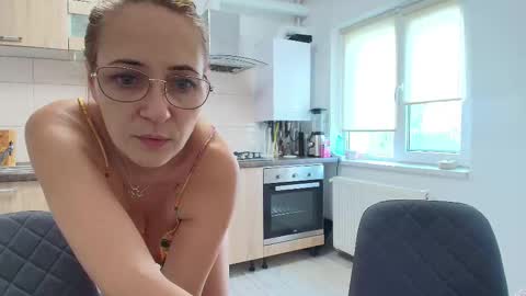 Ania online show from 02.11.25