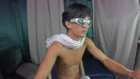 Snapshot of sweetasianrobertxxx chatting on 02.18.26 Robert online show from 02.18.26