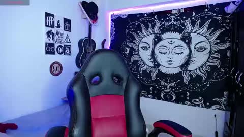 sweetbitter_ online show from 02.12.25