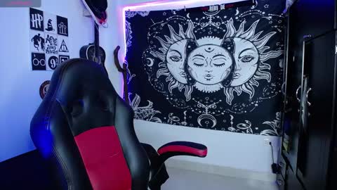 sweetbitter_ online show from 02.23.25