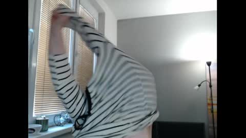 Sweetboobs85h online show from 05.28.26