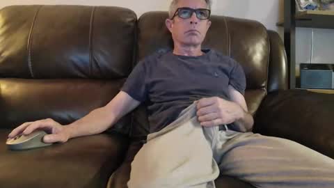 Snapshot of sweetcocksean chatting on 04.19.26 sweetcocksean online show from 04.19.26